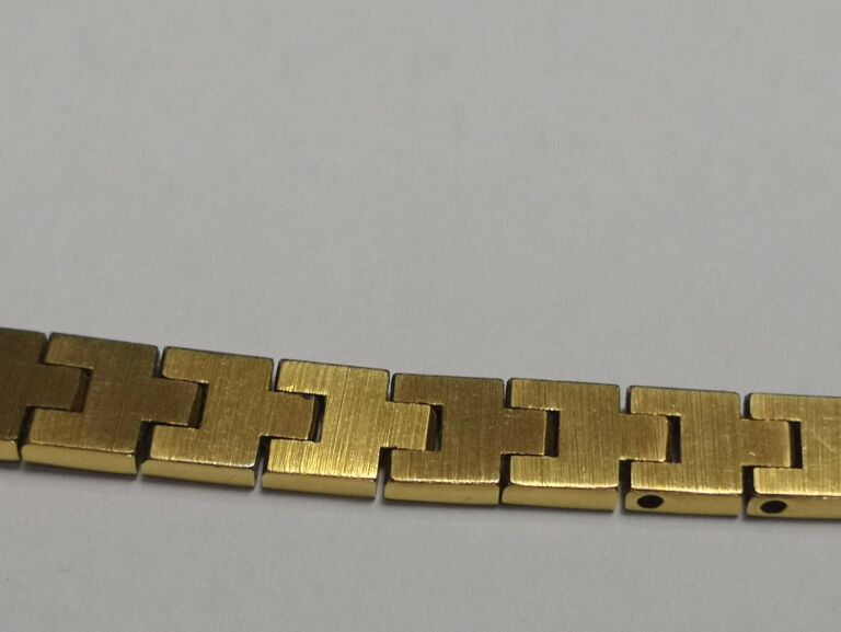 zegarek-lucz-pozlacany-au10-rodzaj-analogowe