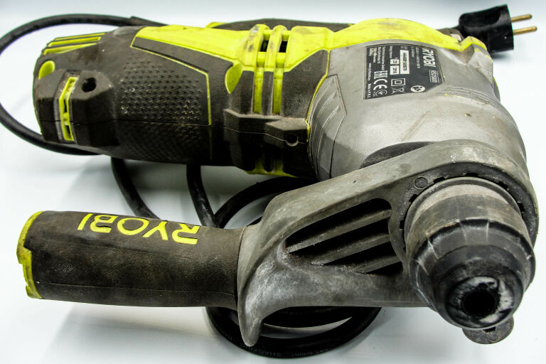 MŁOTOWIERTARKA RYOBI RSDS800