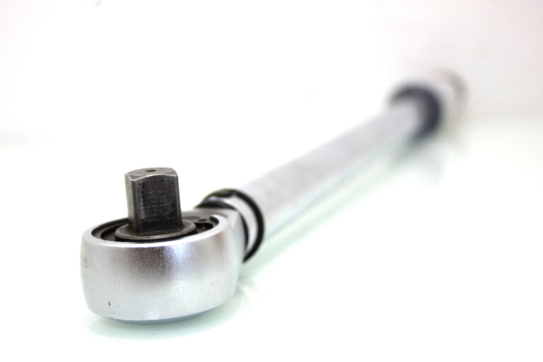 KLUCZ DYNAMOMETRYCZNY WALTER 1/2" 40-220 NM