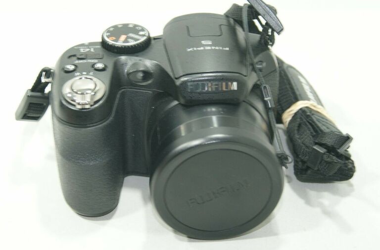 FAJNY APARAT FUJIFILM FINEPIX S2960