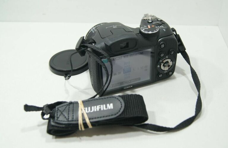 FAJNY APARAT FUJIFILM FINEPIX S2960
