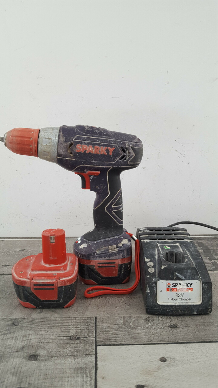 wkretarka-sparky-br12e-b1hr-12v-2-aku-i-ladowarka-limanowskiego-89-lodz