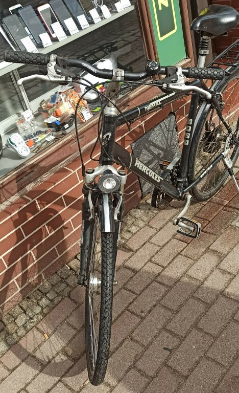 aluminiowy-hercules-nepali-kola-28-21-biegow-stan-uzywany