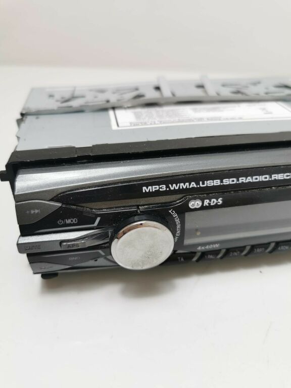 RADIO SAMOCHODOWE SENCOR SCT 3018 R