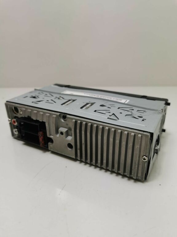 RADIO SAMOCHODOWE SENCOR SCT 3018 R