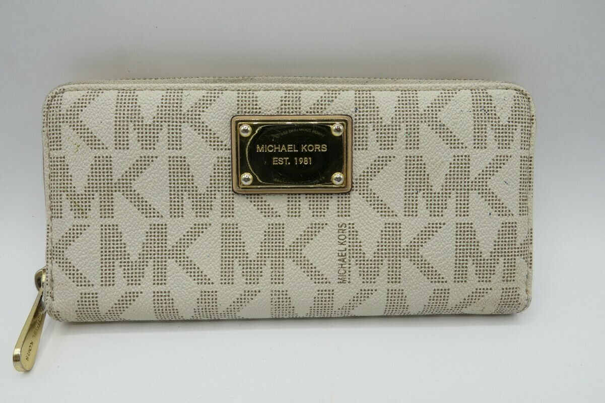 portfel-michael-kors-est-1981-warto-opolska-95-wroclaw