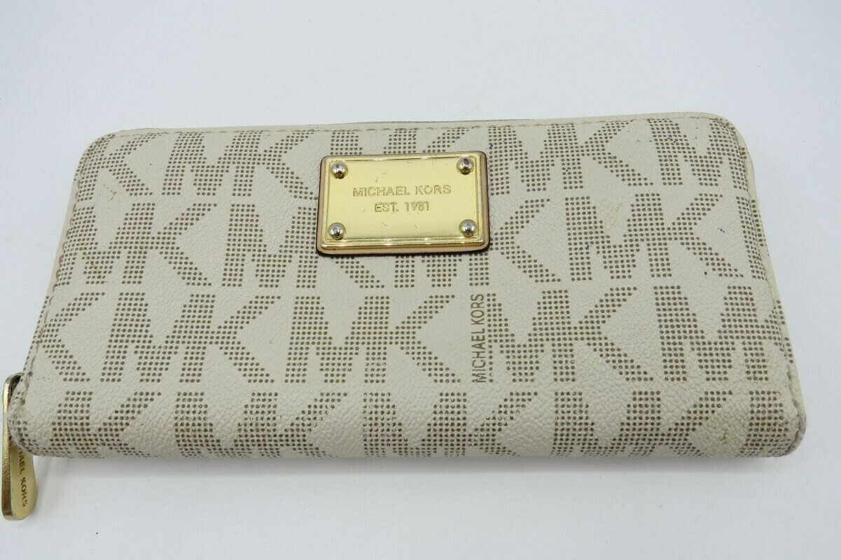 portfel-michael-kors-est-1981-warto-marka-michael-kors