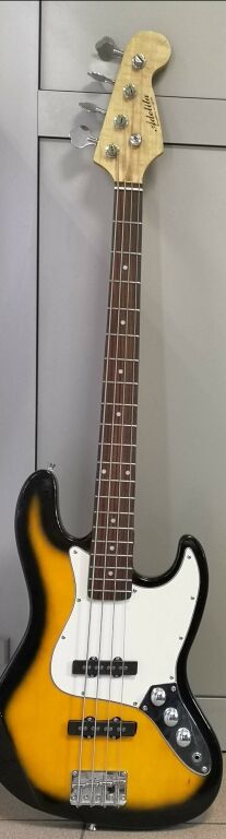gitara-jazz-bass-adelita-gt101sb-gt-022-stan-uzywany