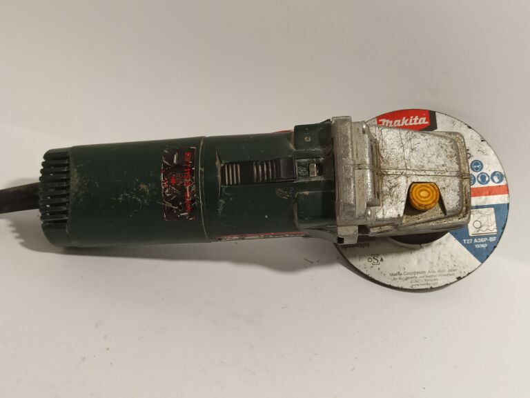 szlifierka-katowa-metabo-ew7115s-quick-rodzaj-zasilania-sieciowa