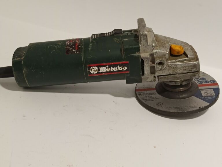 szlifierka-katowa-metabo-ew7115s-quick-rodzaj-katowa