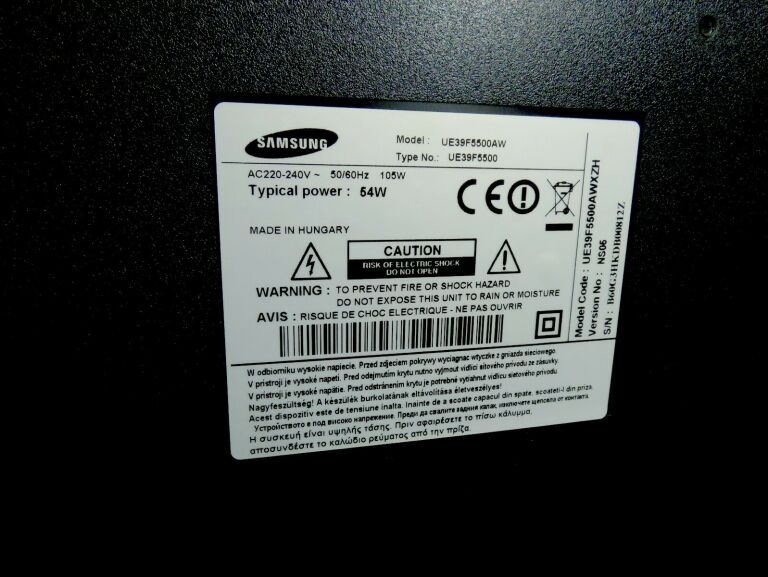 TELEWIZOR SAMSUNG SMART TV 39' UE39F550 + PILOT