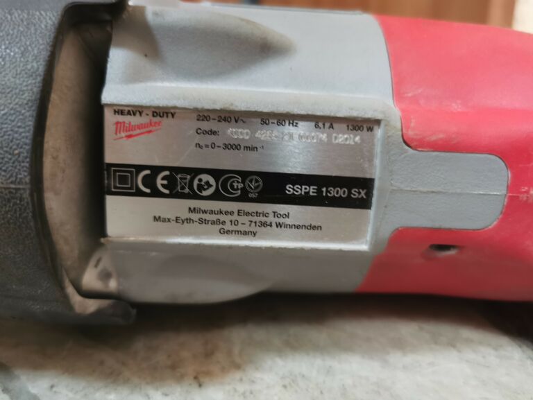 milwaukee-sspe-1300-sx-pila-szablasta-1300w-maksymalna-moc-1300