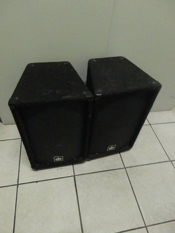 kolumny-estradowe-dibeisi-q8001-moc-wieza-wojska-polskiego-112-swiecie