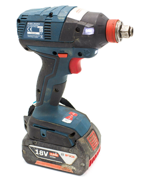 KLUCZ ZAKRĘTAK BOSCH GDX 18V-EC 18V+ŁADOWARKA