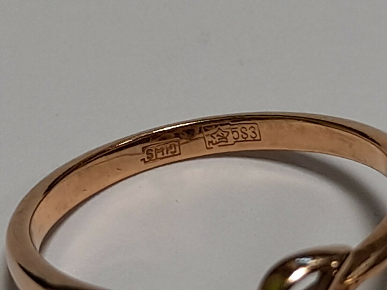 zloty-pierscionek-lisc-583-rozm-145-224g-cechy-brak