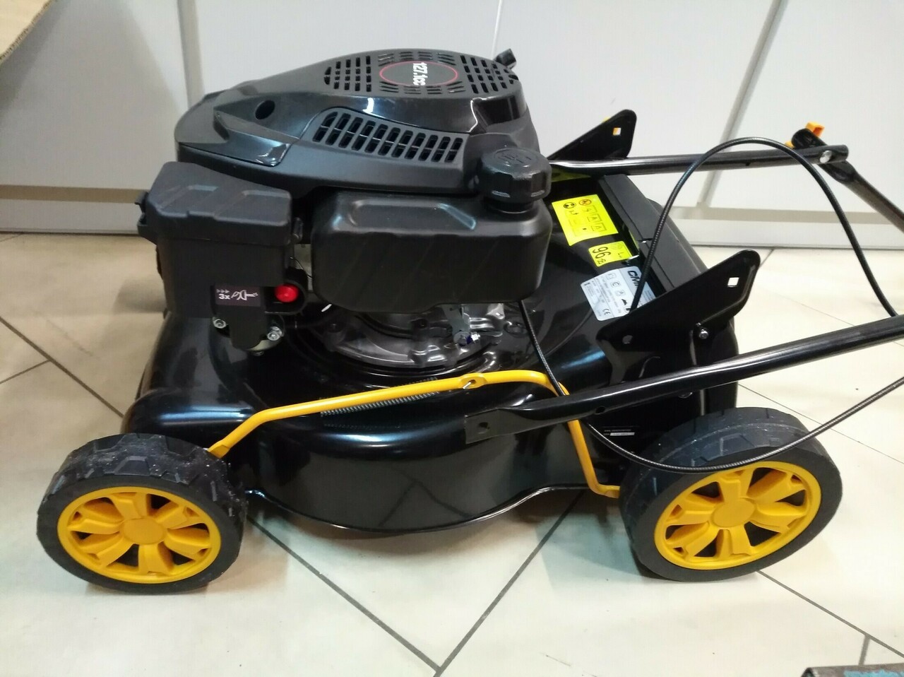 kosiarka-spalinowa-cmi-h-b-40-a-komplet-pojemnosc-kosza-45