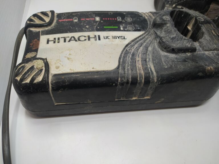 HITACHI PC-GF15 2X AKU 18V + ŁAD WOLNO KRĘCI
