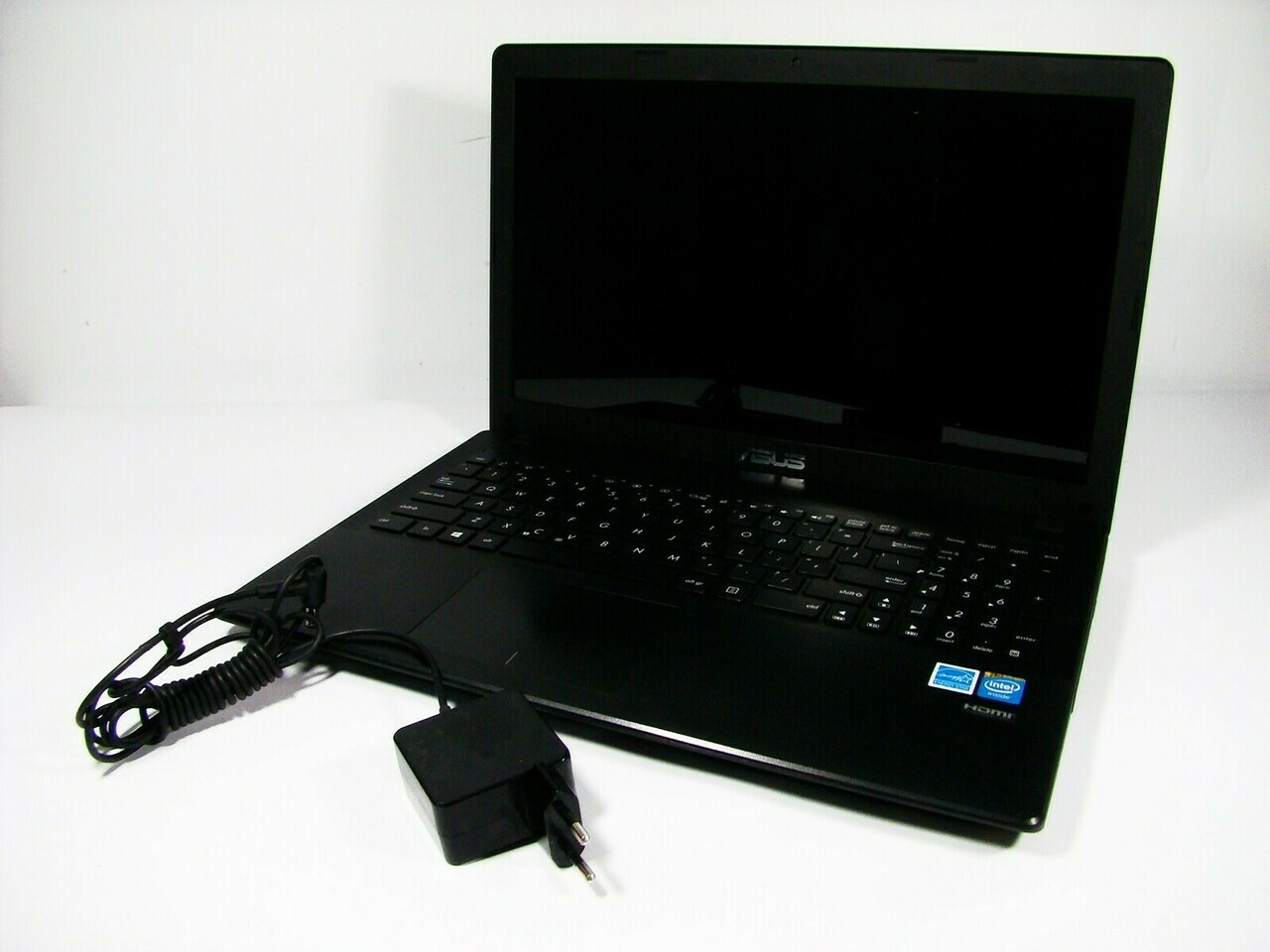 laptop-asus-x551m-win-8-500gb-seria-procesora-intel-celeron-n