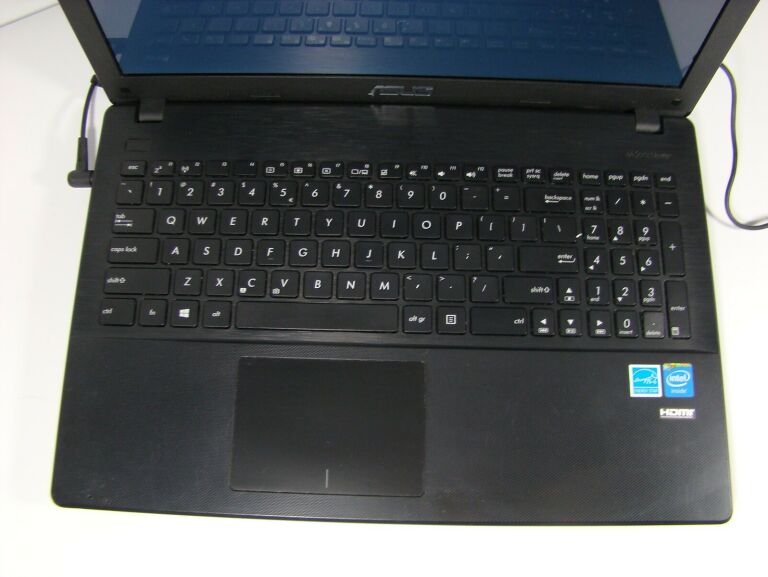 LAPTOP ASUS X551M WIN 8 500GB