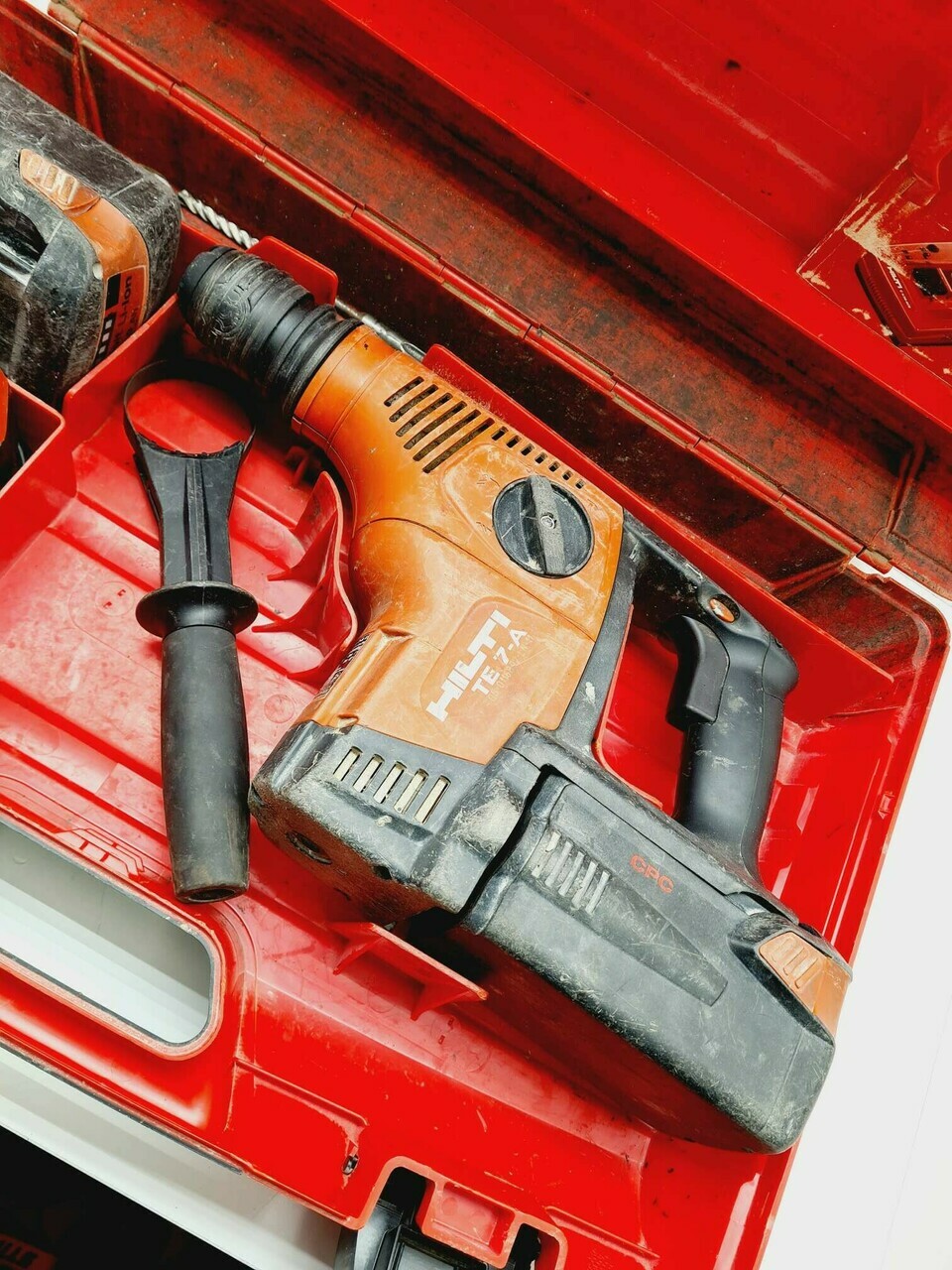 mlotowiertarka-hilti-te-7-a-2-aku-lad-walizka-jednosci-narodowej-45-sj-wroclaw