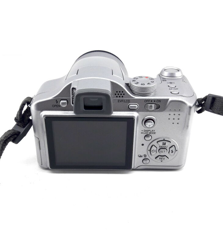 APARAT PANASONIC LUMIX DMC-FZ7