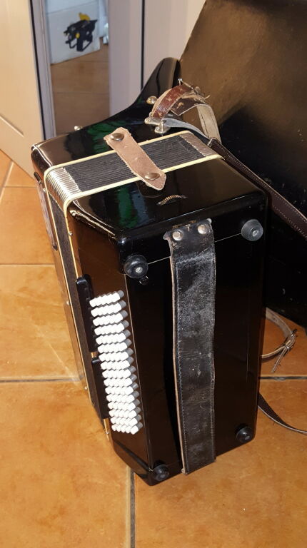 akordeon-flis-czarny-futeral-kod-producenta-flis