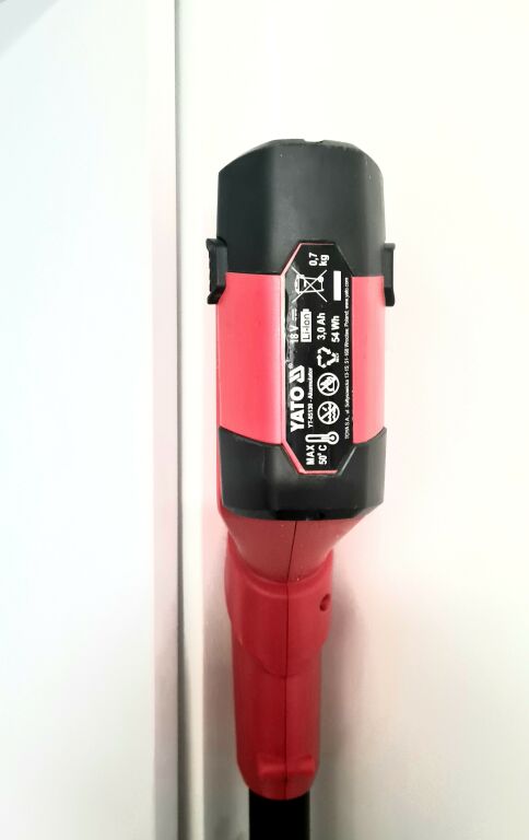 okrzesywarka-teleskopowa-yato-18v-yt-85120-kod-producenta-00