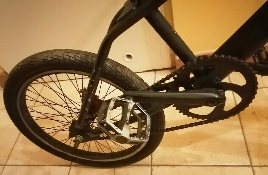 rower-bmx-giant-czarny-mat-kod-producenta-0000