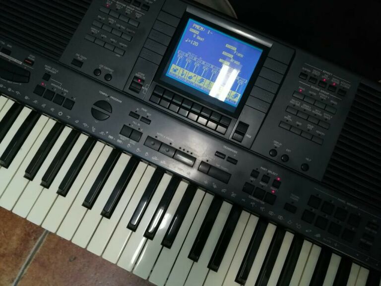 KLAWIATURA TECHNICS KN1400 W POKROWCU