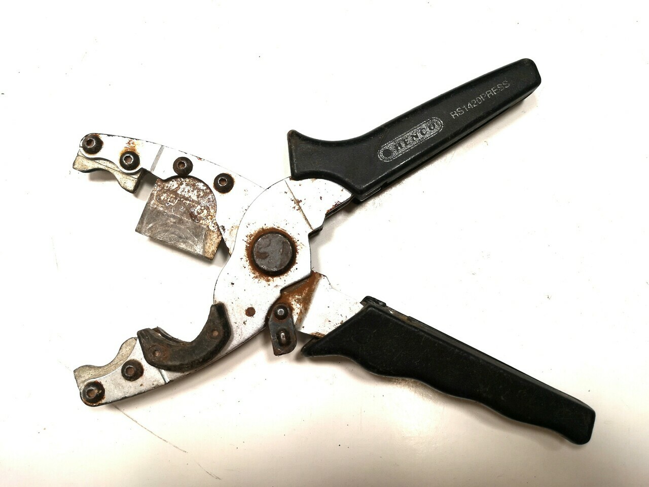 zaciskarka-henco-map1-15kn-96vwalizka-oprawki-stan-uzywany