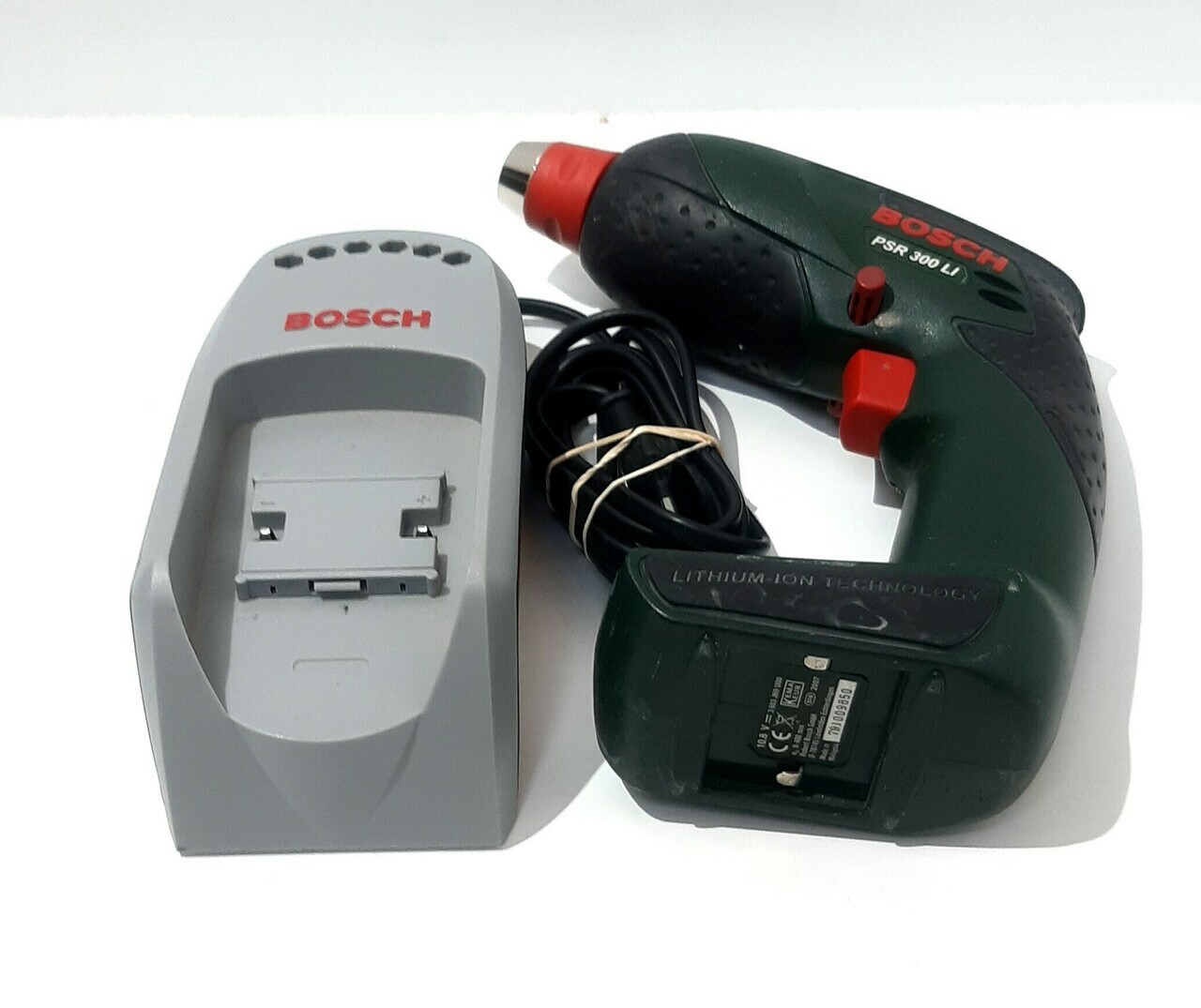 wkretarka-bosch-psr-300-li-uszkodzona-opis-napiecie-v-108-v