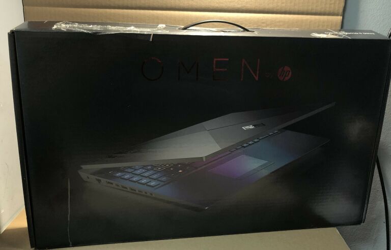 HP OMEN 17 17-CB0000NW I7 16GB 512 SSD RTX2060