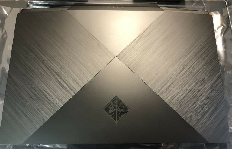 HP OMEN 17 17-CB0000NW I7 16GB 512 SSD RTX2060