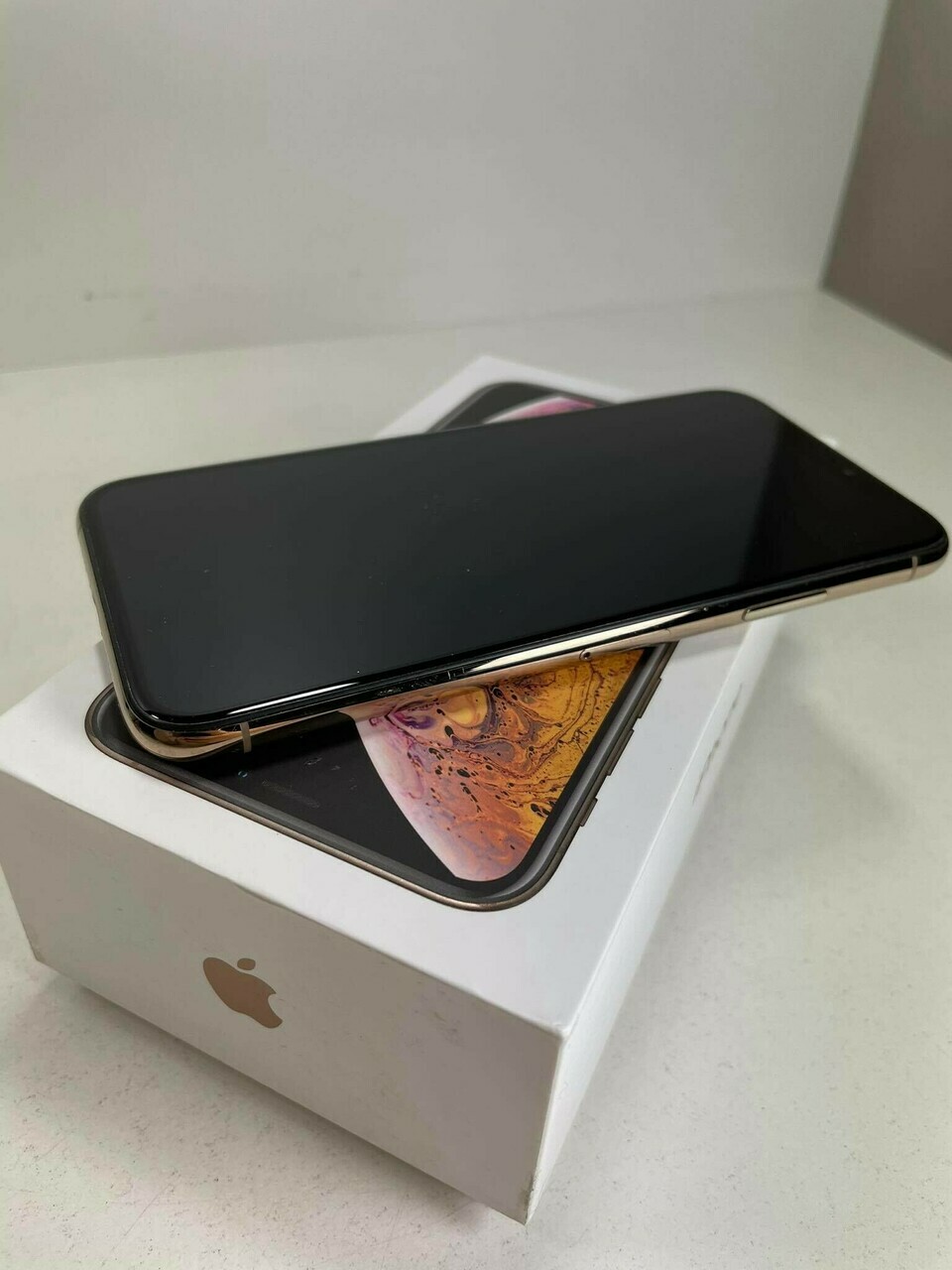 telefon-iphone-xs-256gb-gold-stan-uzywany