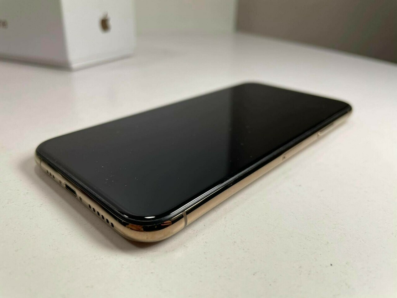 telefon-iphone-xs-256gb-gold-ean-190198791962