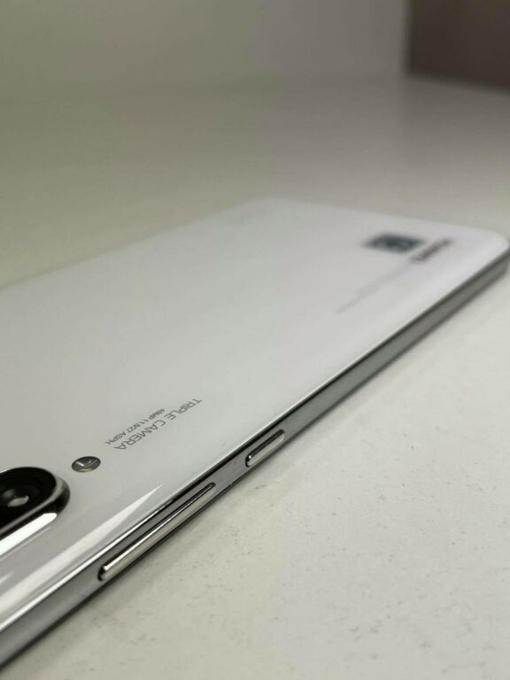 HUAWEI P30 LITE
