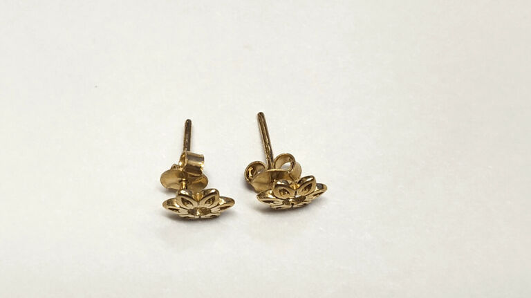 urocze-zlote-kolczyki-stokrotki-proba-585-marka-inna-marka