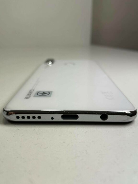 HUAWEI P30 LITE