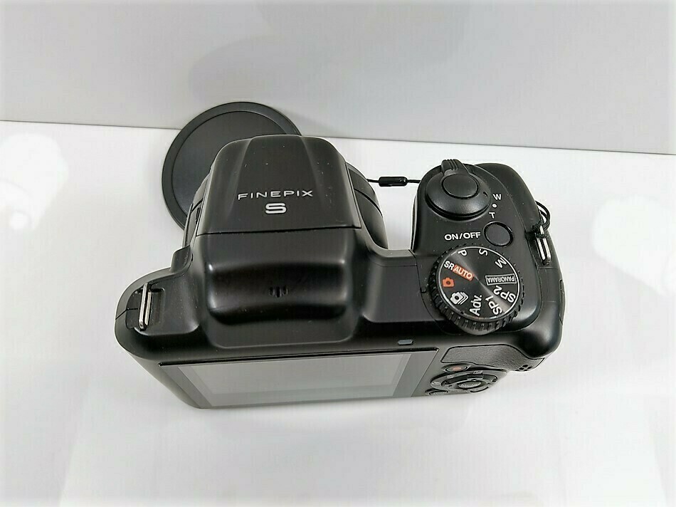 aparat-fujifilm-finepix-s8600-rozdzielczosc-16