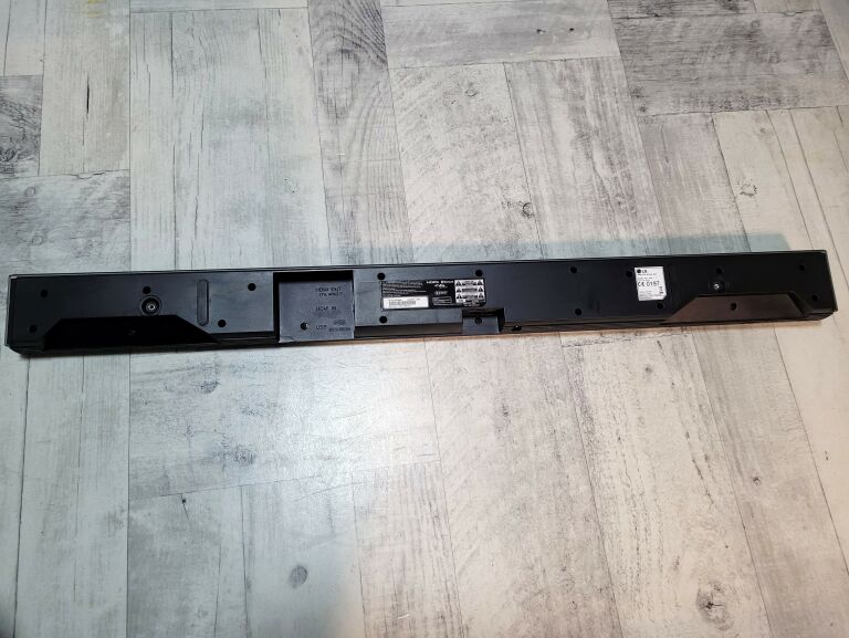 SOUNDBAR LG SH5 320W KOMPLET