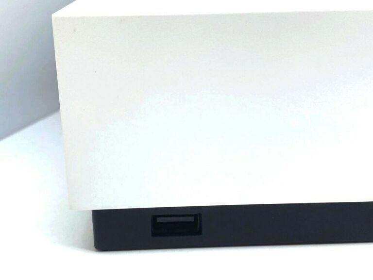 KONSOLA XBOX ONE S 1T ALL DIGITAL + PAD + KABLE