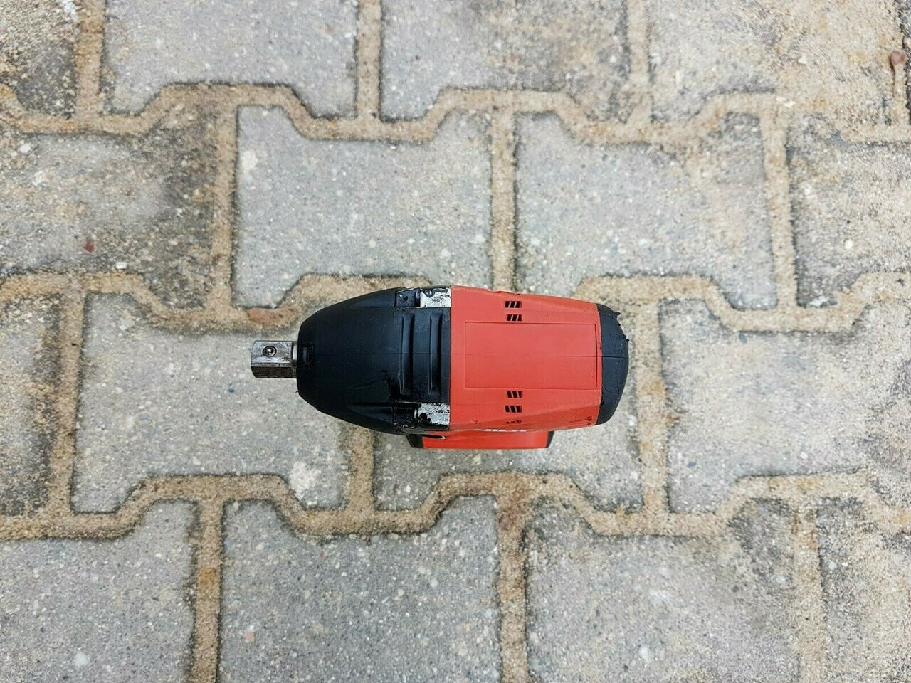 zakretarka-udarowa-hilti-siw-14-a-2x52ah-lad-zasilanie-akumulatorowe