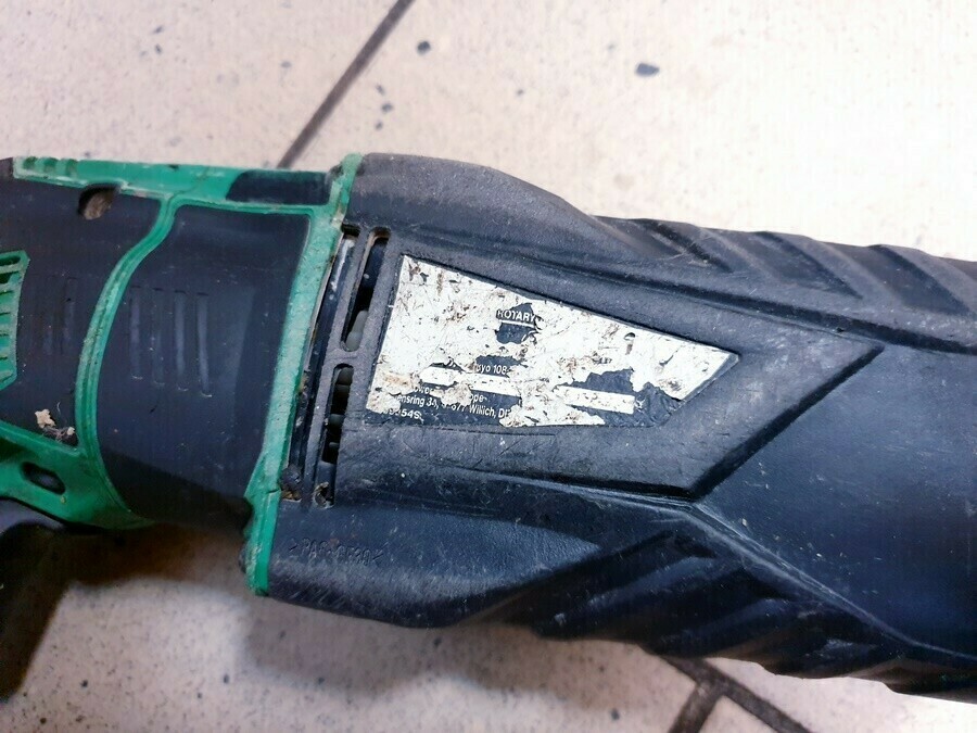 mlotowiertarka-hitachi-dh28pcy-maksymalna-moc-830