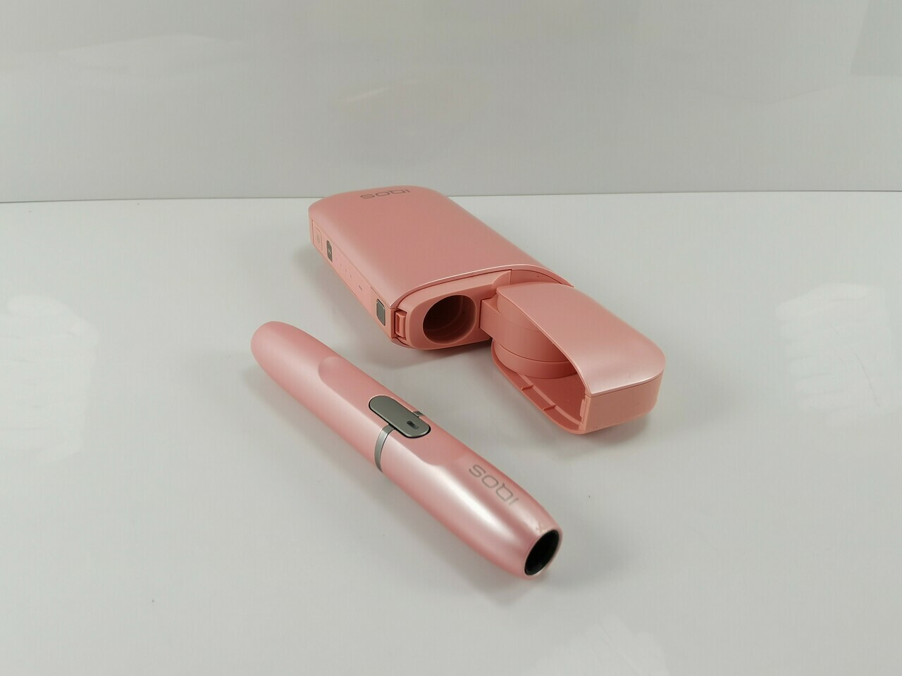 iqos-24-plus-podgrzewacz-tytoniu-tylko-odbior-stan-uzywany