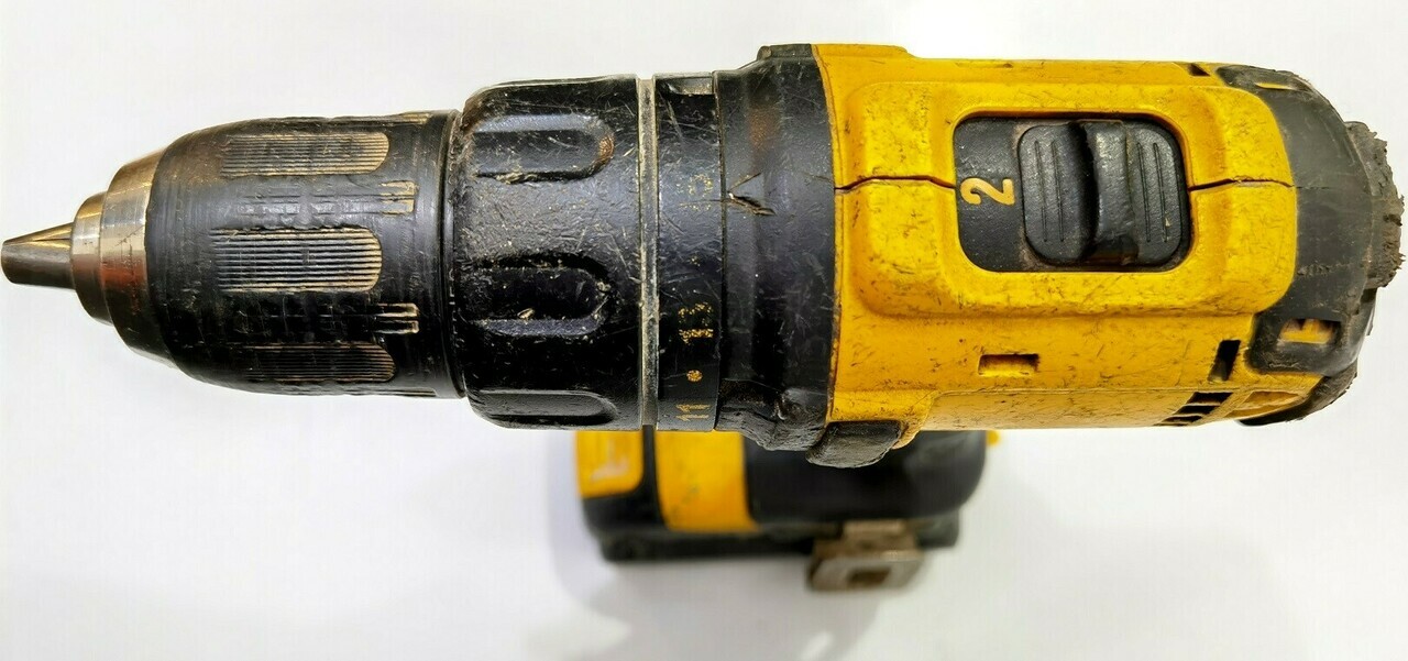 wiertarko-wkretarka-dewalt-dcd785-lad2x-aku-zasilanie-akumulatorowe