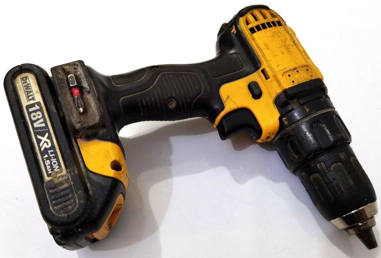 wiertarko-wkretarka-dewalt-dcd785-lad2x-aku-stan-uzywany