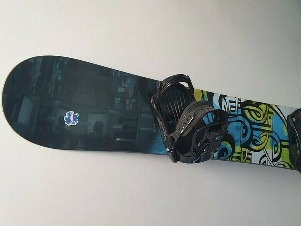 deska-burton-air-wiazania-baxler-pokrowiec-rozmiar-inny