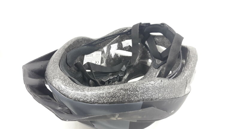 kask-rowerowy-kellys-blaze-white-model-blaze