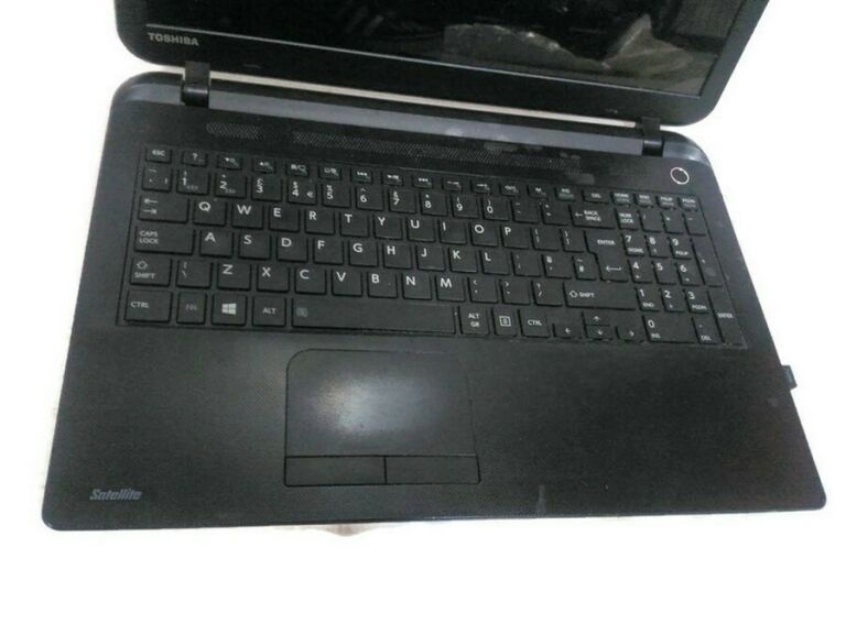 LAPTOP TOSHIBA SATELLITE C50-B-14D