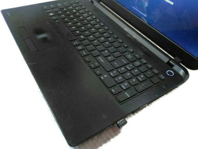 LAPTOP TOSHIBA SATELLITE C50-B-14D